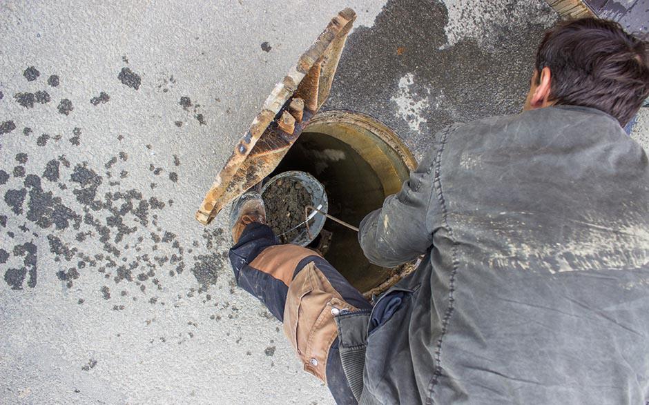comment déboucher une douche Paris 17